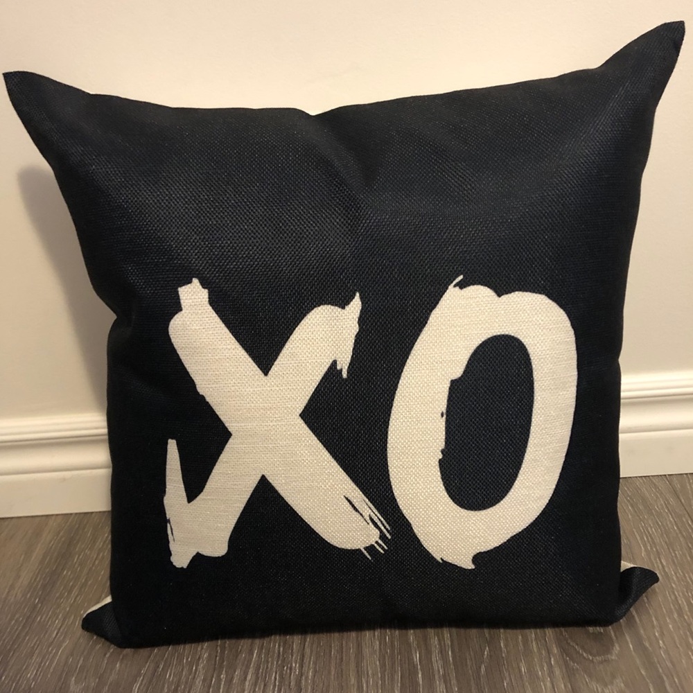 Decor pillow